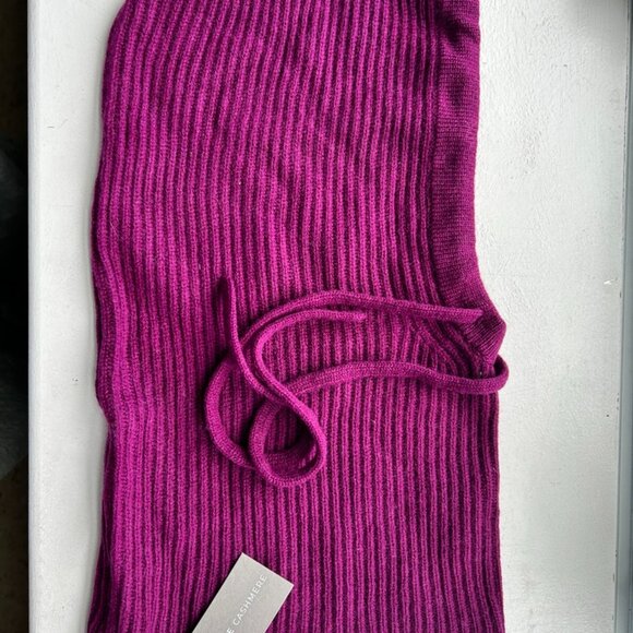 Amicale Women's Cashmere Snood - Picture 2 of 8